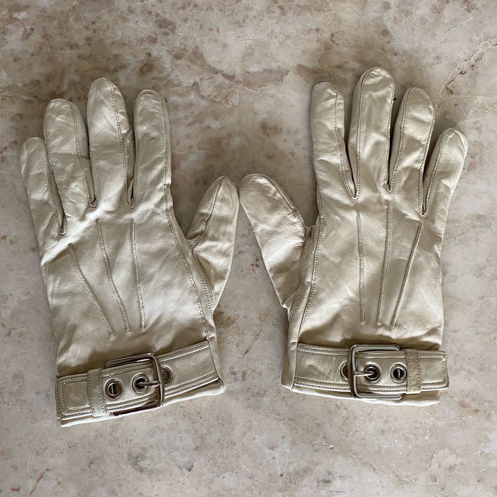 Coach Cream Leather Gloves With Cashmere Liner